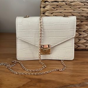 Crossbody bag